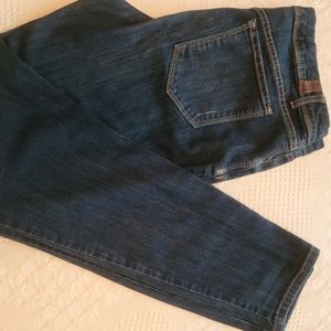 Vera Wang Skinny Jeans